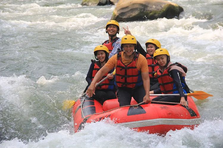 rafting progo paket outbound jogja