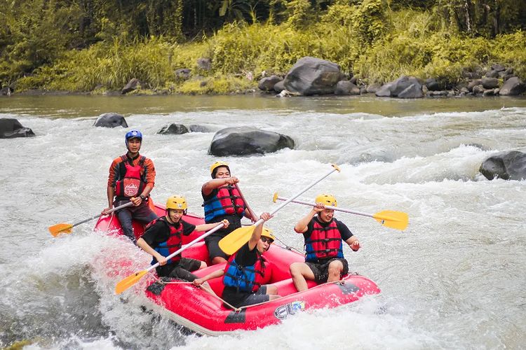 rafting progo seru