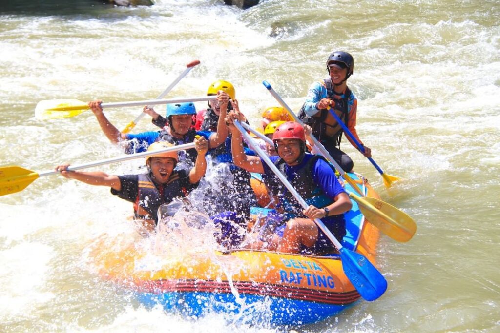manfaat rafting untuk kesehatan 2